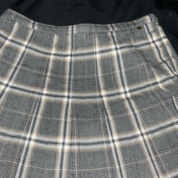 SUPERDRY Check Mini Skirt. Size 8! Never been worn. - Picture 2 of 5